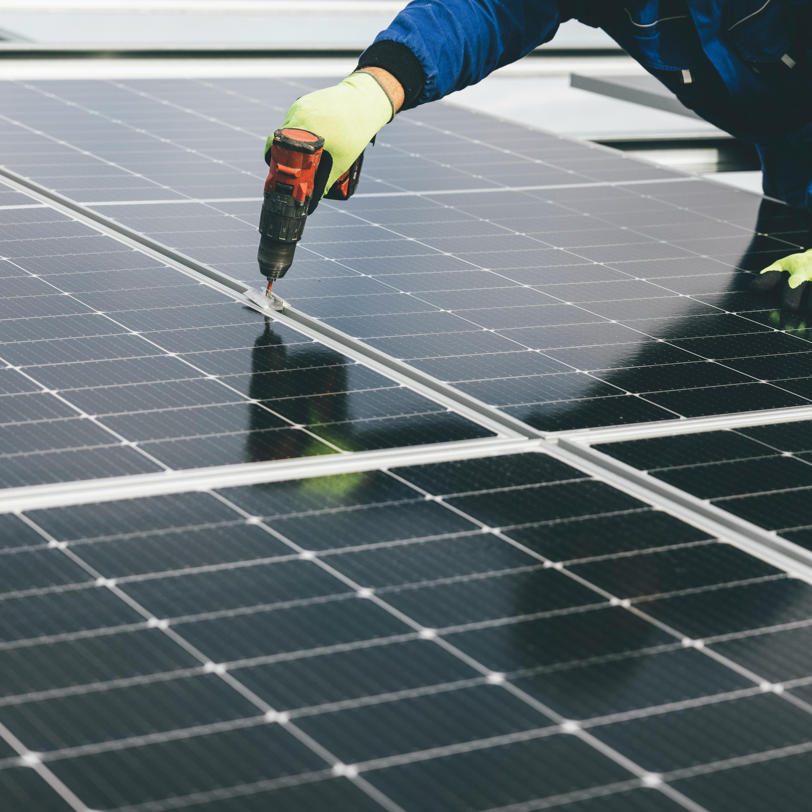 A Guide to DC Arc Fault Protection: Ensuring Safety and Compliance for Solar Project Development in 